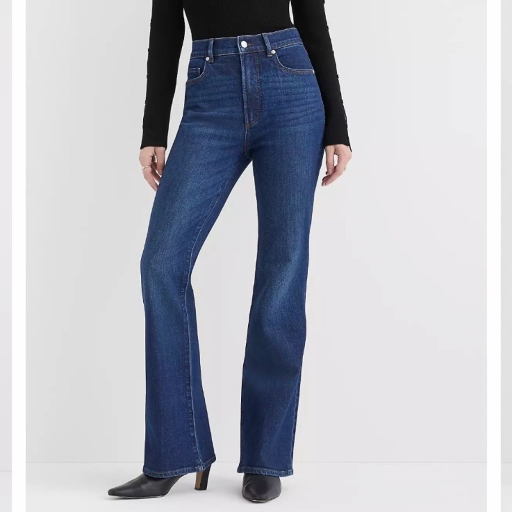 Loft Rivete Petite High Rise Slim Flare Jeans in Muse Wash Size 28P - Picture 2 of 4